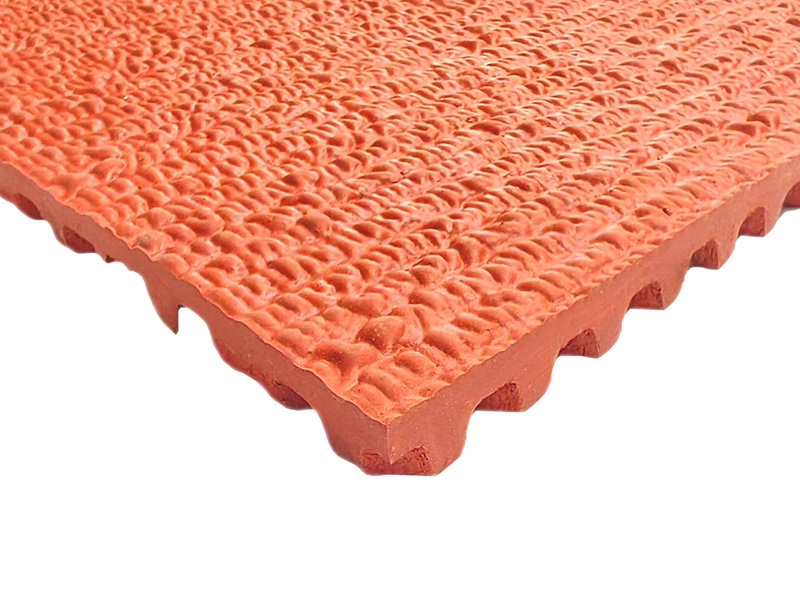 预制型跑道卷材